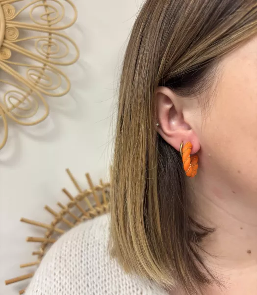 Boucles d,oreilles oranges